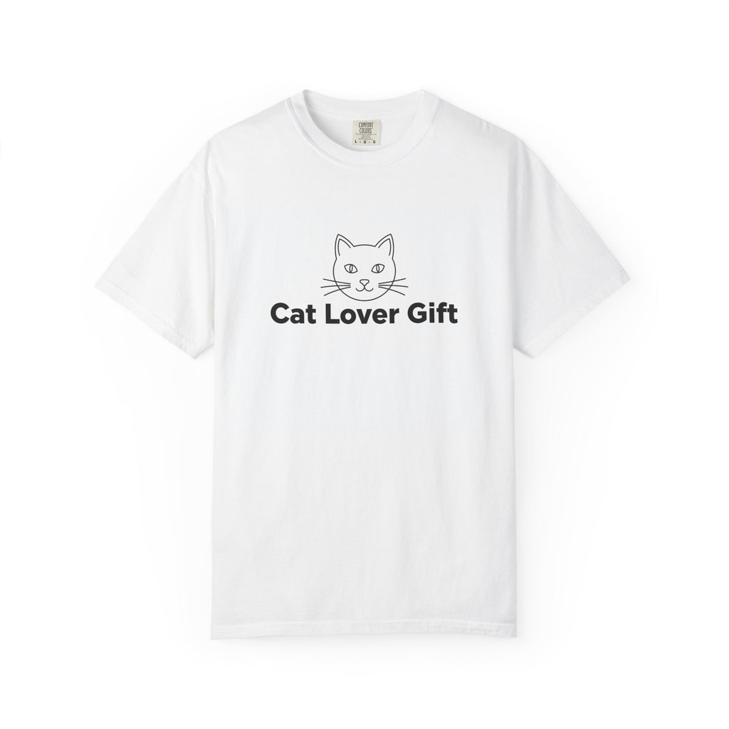 Cat Lover Gift T-Shirt — Cute Minimal Cat Face Tee for Cat Owners
