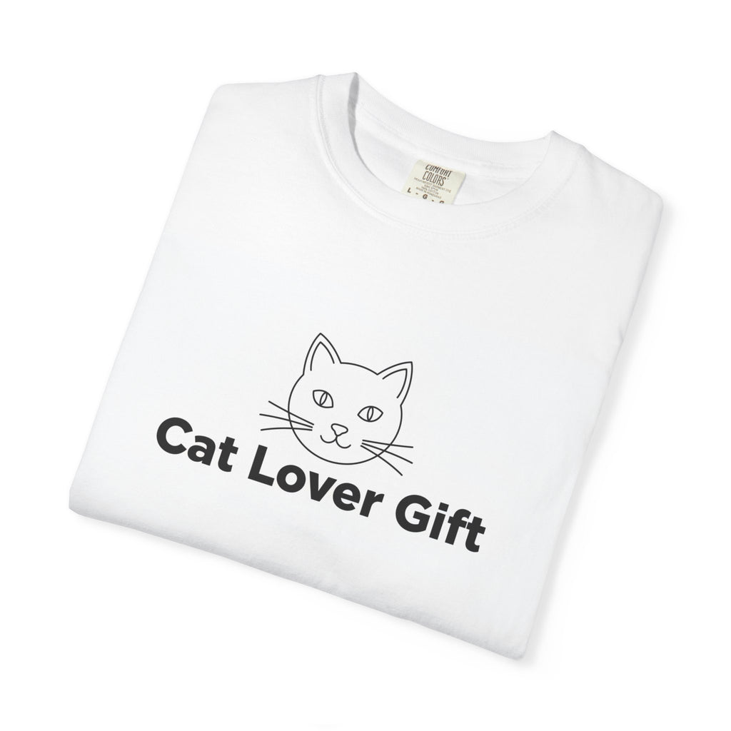 Cat Lover Gift T-Shirt — Cute Minimal Cat Face Tee for Cat Owners